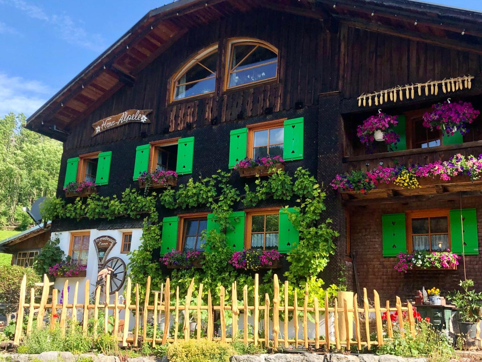Haus Aelpele Apartment Klosterle am Arlberg Bagian luar foto