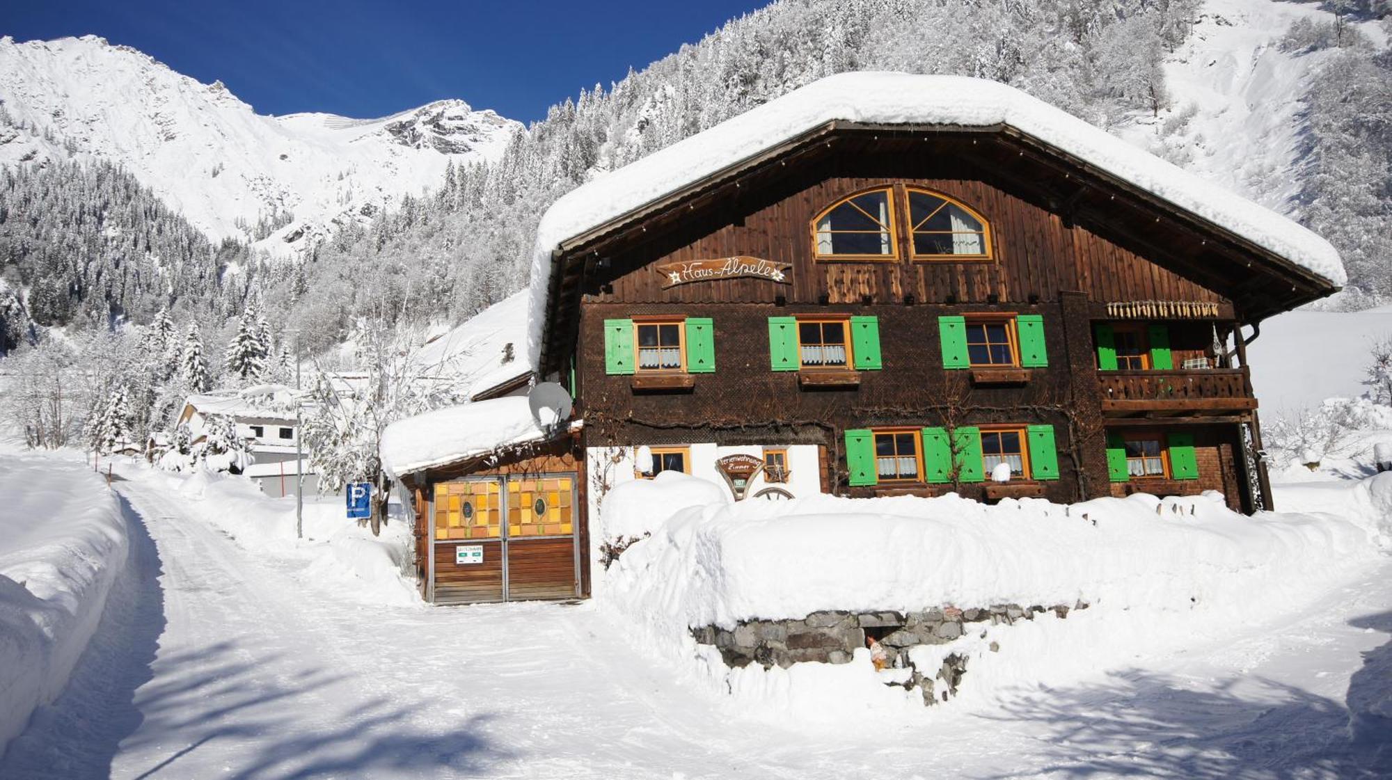 Haus Aelpele Apartment Klosterle am Arlberg Bagian luar foto